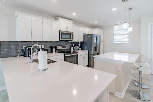 All New Apartment In Luxurious Storey Lake Community 10 Miles To Disney New Listing - image 2