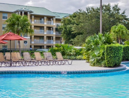Holiday Villa at Florida's Beautiful Tropical Landscape - Two Bedroom #1 - image 3