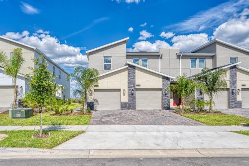Super nice 2 bed condo 10 minutes from Disney - image 2