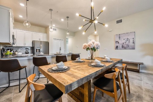 Super nice 2 bed condo 10 minutes from Disney - image 9