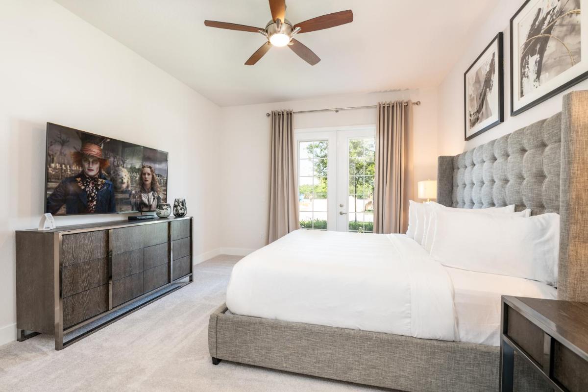 Memorable 6 Bedroom at Bears Den with Ping Pong Table and Private Pool 1021JN - image 5