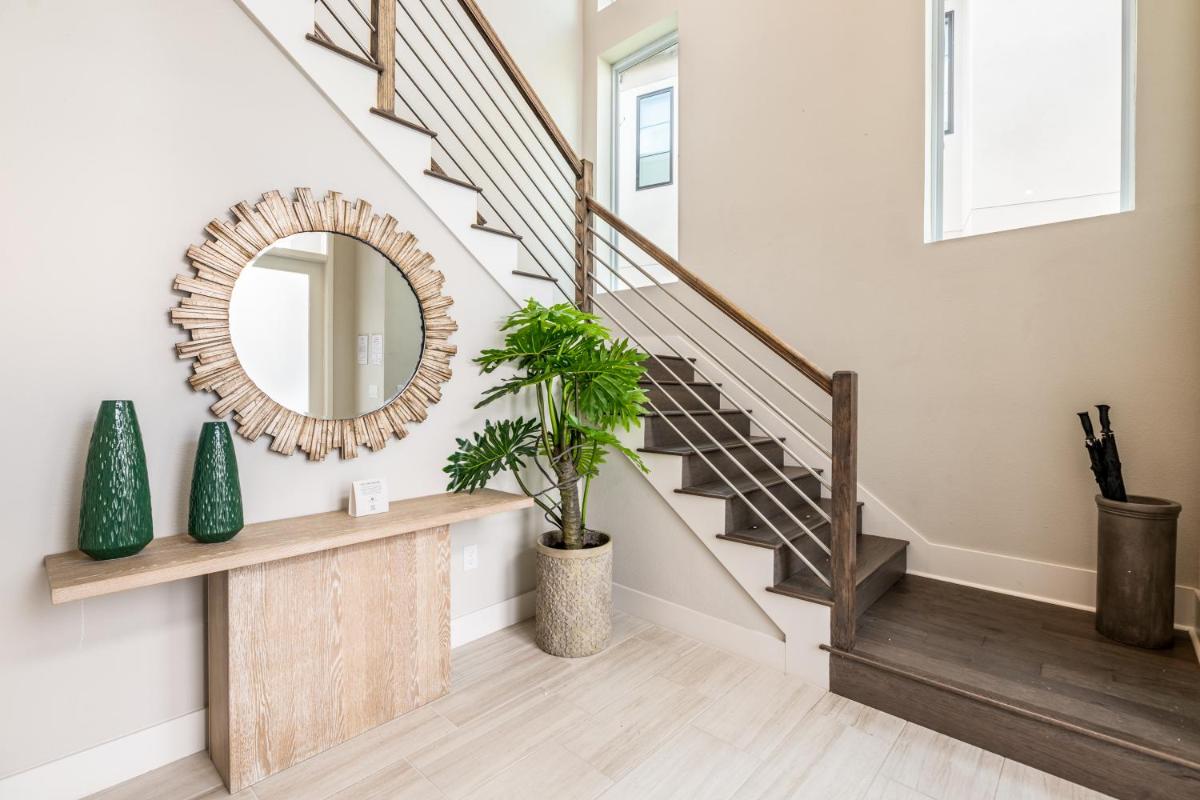 Impressive 6 Bedroom Home at Bears Den with Movie Theater and Private Pool 936JN - image 6
