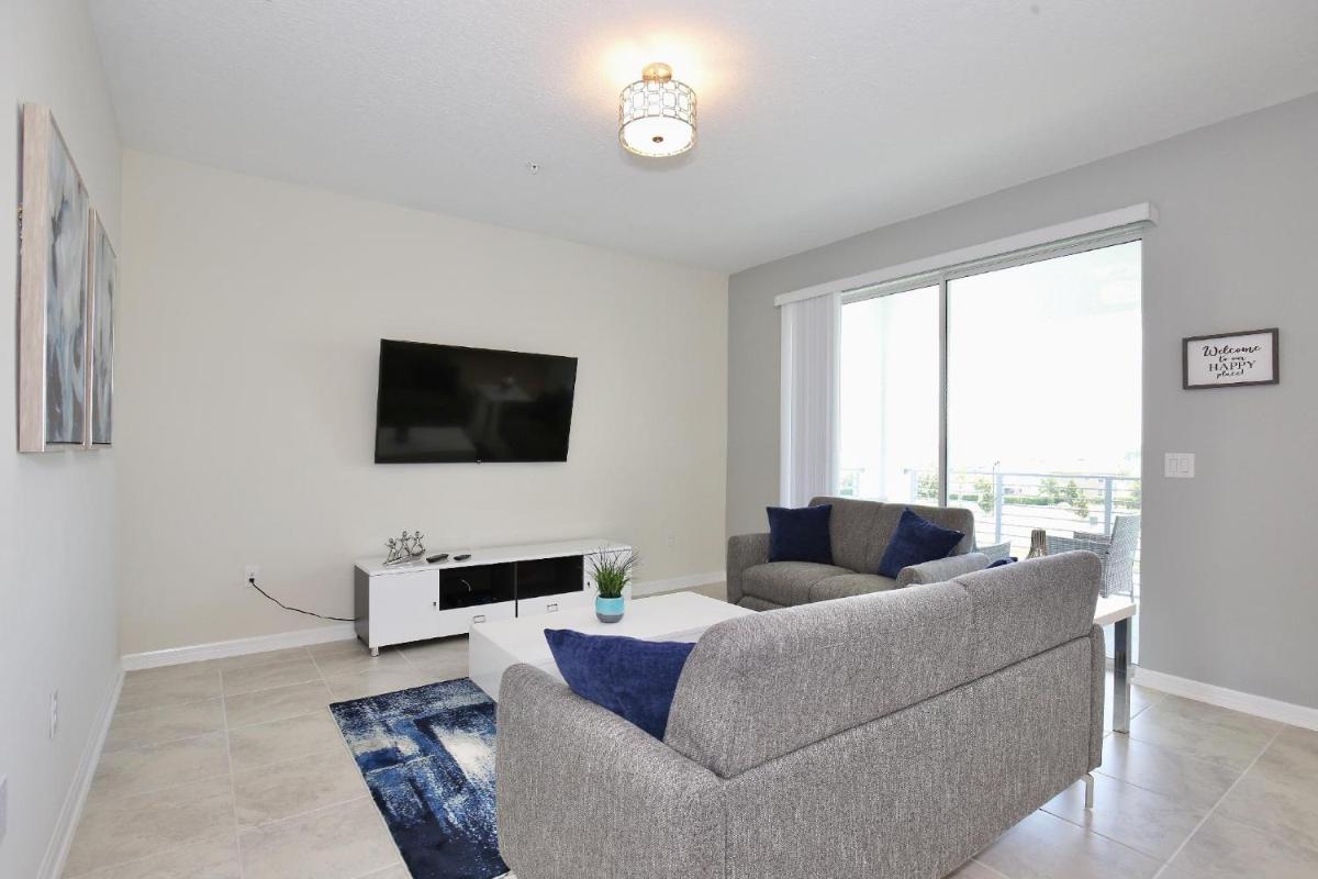 New Apartment In Lux Resort Storey Lake With Great Amenities 10 Miles To Disney New Listing - image 4