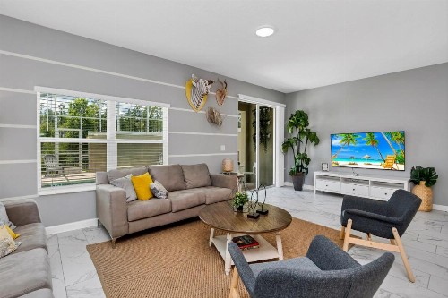 5BR Home - Family Resort - Private Pool and BBQ! - image 8