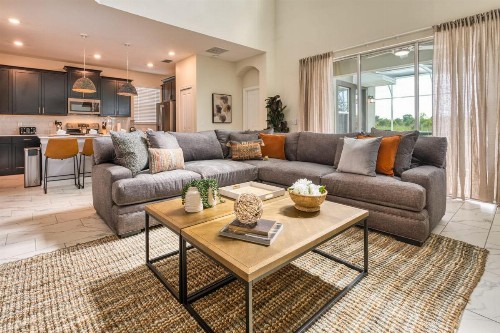 Ultra Luxury 5 bedroom home in Champions Gate - image 11