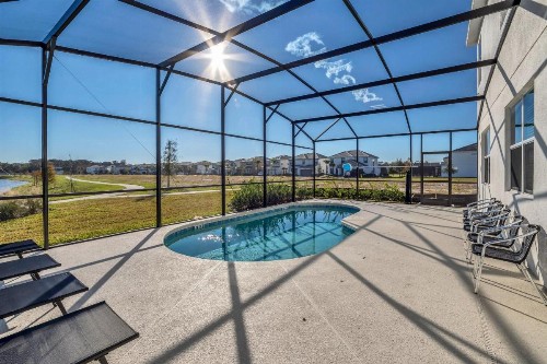 8BR Mansion - Family Luxury Resort - Private Pool BBQ Games! - image 9