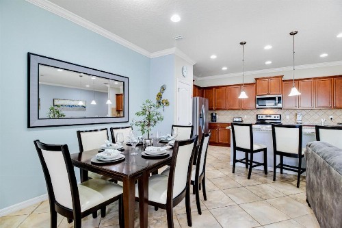 Blue Paisley - Windsor at Westside - image 9