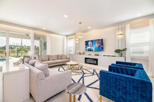 Rent Your Own Exclusive Villa with Large Private Pool on Encore Resort Orlando Villa 5469 - image 6