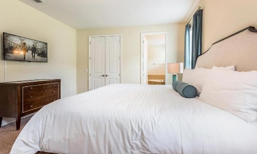 Luxury Villa with Private Pool on Reunion Resort and Spa Orlando Villa 4623 - image 11