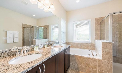 Luxury Villa with Private Pool on Reunion Resort and Spa Orlando Villa 4623 - image 15