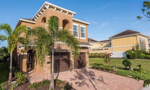 Luxury Villa with Private Pool on Reunion Resort and Spa Orlando Villa 4623 - image 2