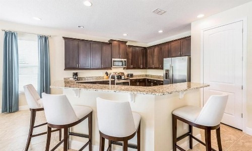 Luxury Villa with Private Pool on Reunion Resort and Spa Orlando Villa 4623 - image 6