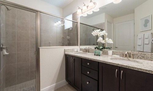 Rent the Perfect 6 Bedroom Villa on Encore Resort at Reunion Orlando Villa 4368 - image 14