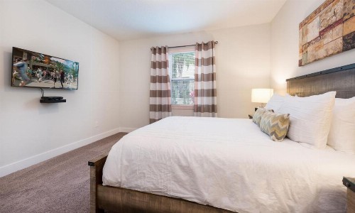 Rent the Perfect 8 Bedroom Villa on Encore Resort at Reunion Orlando Villa 4426 - image 12
