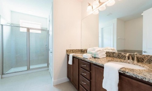 Beautiful Villa with first class amenities on Encore Resort at Reunion Orlando Villa 4418 - image 11