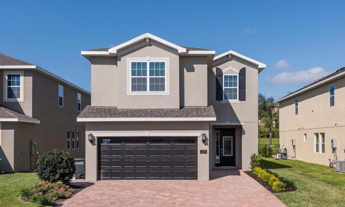 Beautiful Villa with first class amenities on Encore Resort at Reunion Orlando Villa 4418 - image 2