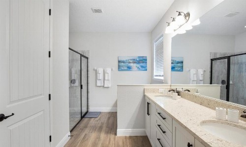 Beautiful Villa with first class amenities on Encore Resort at Reunion Orlando Villa 4461 - image 13