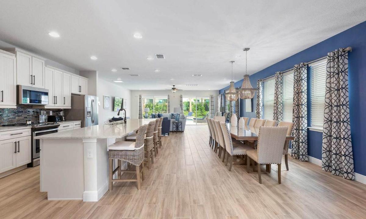 Beautiful Villa with first class amenities on Encore Resort at Reunion Orlando Villa 4461 - image 6