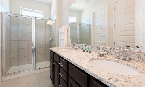 Beautiful Villa with first class amenities on Encore Resort at Reunion Orlando Villa 4708 - image 15