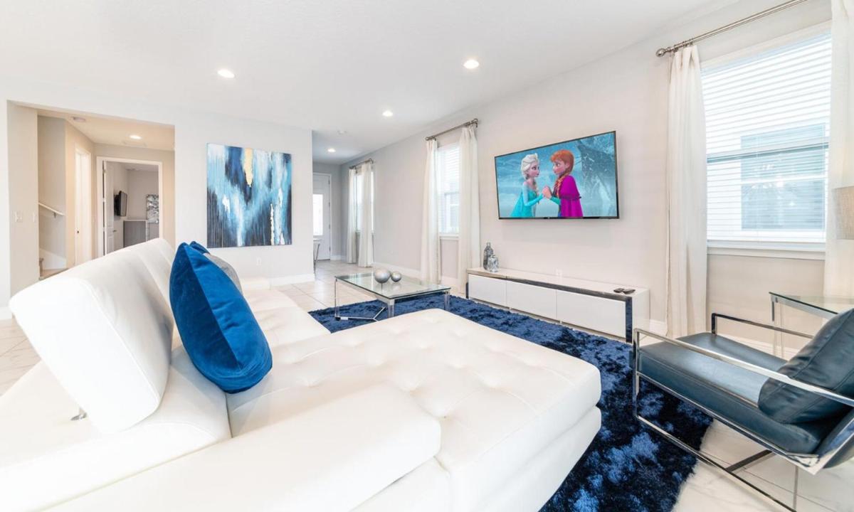 Exclusive Villa with Large Private Pool on Encore Resort at Reunion Orlando Villa 4473 - image 6