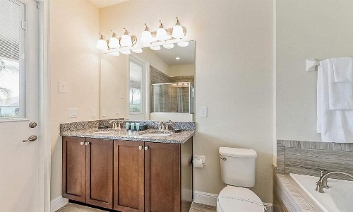 Luxury Contemporary Style Villa on Encore Resort at Reunion Orlando Villa 4394 - image 13