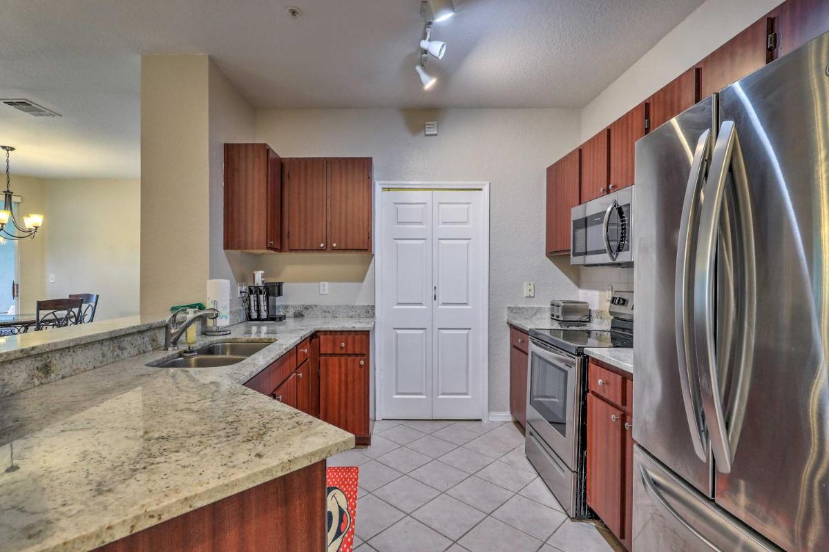 1st-Floor Legacy Dunes Condo Less Than 5 Mi to Disney - image 6