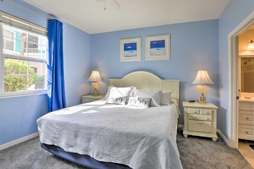 Colorful Condo with Pool Access and More 6 Mi to Disney - image 11