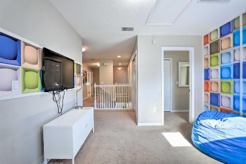 Kissimmee Resort Home Less Than 10 Miles to Disney! - image 14