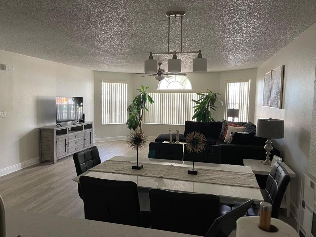 Grand Family Superior 3BD Condo near Disney #7 - image 5