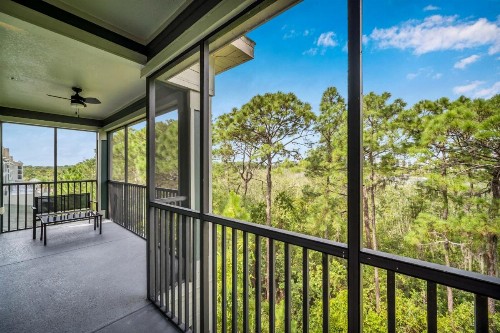 Near Disney - Spacious 3BR - Pool and Hot Tub! - image 2