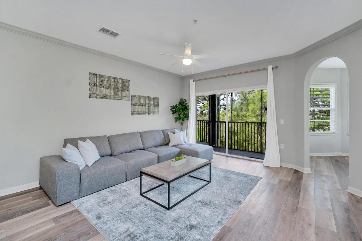 Near Disney - Spacious 3BR - Pool and Hot Tub! - image 6