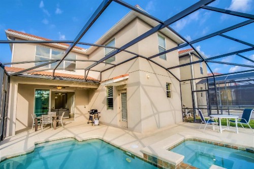 5BR Luxury Home - Family Resort - Private Pool Hot Tub BBQ - image 6