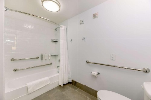 Hilton Garden Inn Outer Banks/Kitty Hawk - image 6
