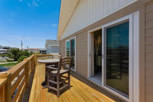 4122 - Blue White Haven - image 3