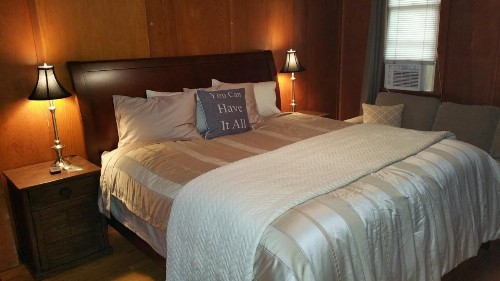 Historic Smarthouse - Charming Comfy King - image 2
