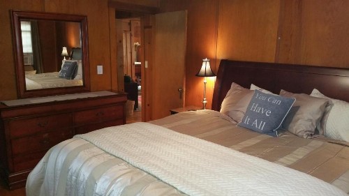 Historic Smarthouse - Charming Comfy King - image 6