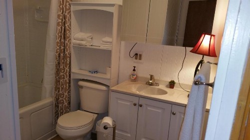 Historic Smarthouse - Charming Comfy King - image 7