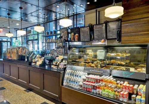 Hilton Knoxville - image 15