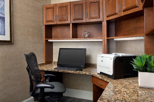 Hilton Garden Inn Knoxville West/Cedar Bluff - image 13