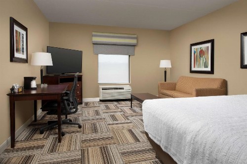 Hampton Inn Knoxville-East - image 17