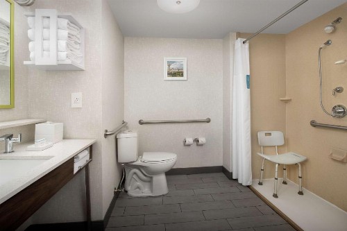 Hampton Inn Knoxville-East - image 20
