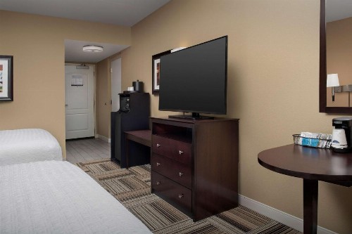 Hampton Inn Knoxville-East - image 25