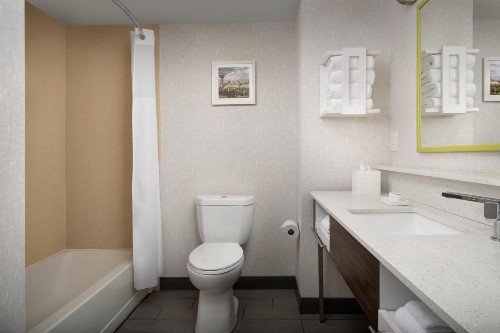Hampton Inn Knoxville-East - image 29