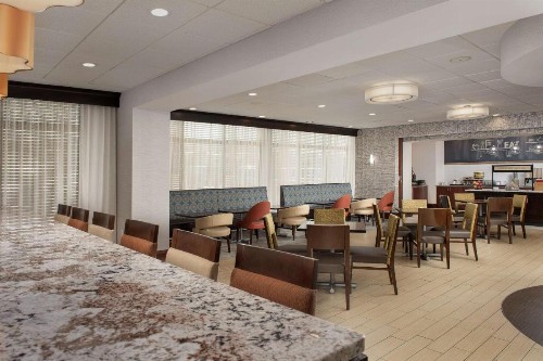 Hampton Inn Knoxville-East - image 4