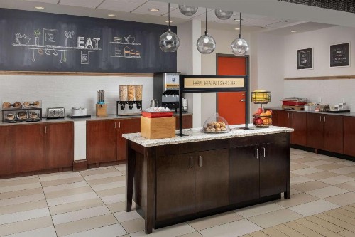 Hampton Inn Knoxville-East - image 5