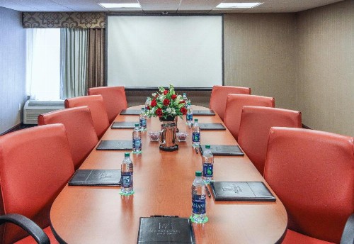 Holiday Inn Knoxville West - Cedar Bluff an IHG Hotel - image 15