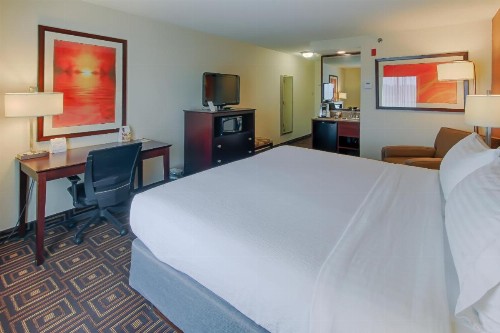 Holiday Inn Knoxville West - Cedar Bluff an IHG Hotel - image 8
