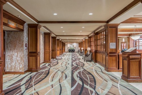 Crowne Plaza Hotel Knoxville an IHG Hotel - image 10