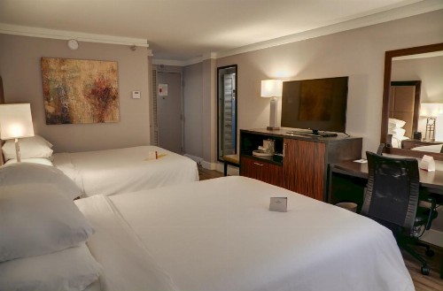 Crowne Plaza Hotel Knoxville an IHG Hotel - image 17