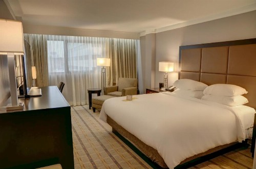 Crowne Plaza Hotel Knoxville an IHG Hotel - image 19